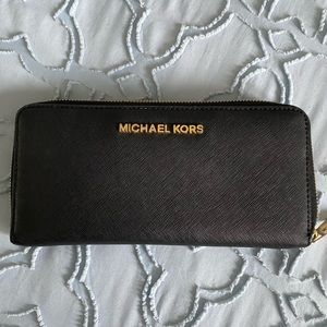 Michael Kors black Jet Set Travel leather wallet